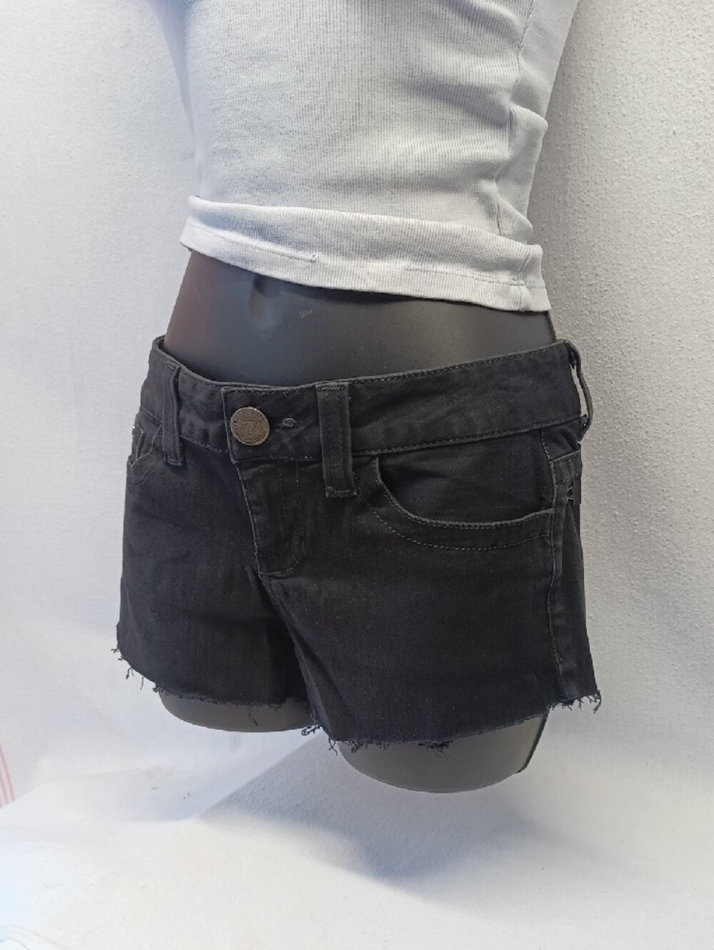 Guess Mid Rise Black Jean Short Shorts With Backside Slogan In Red